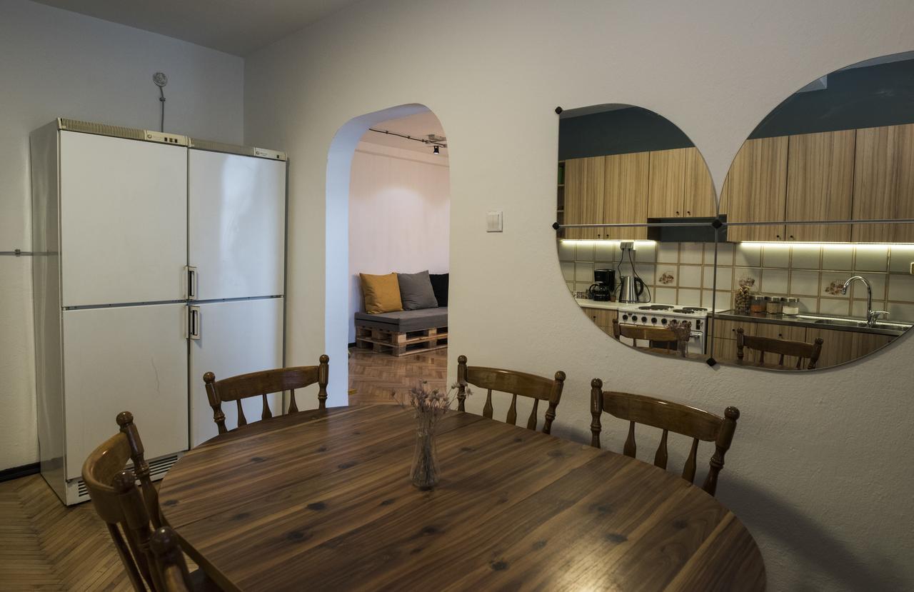 Nordic Hostel N-Box สโกเปีย ภายนอก รูปภาพ